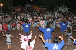 全村盆踊り大会「ヤートセ演舞」