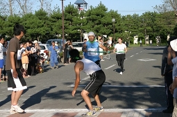 村民駅伝大会での力走