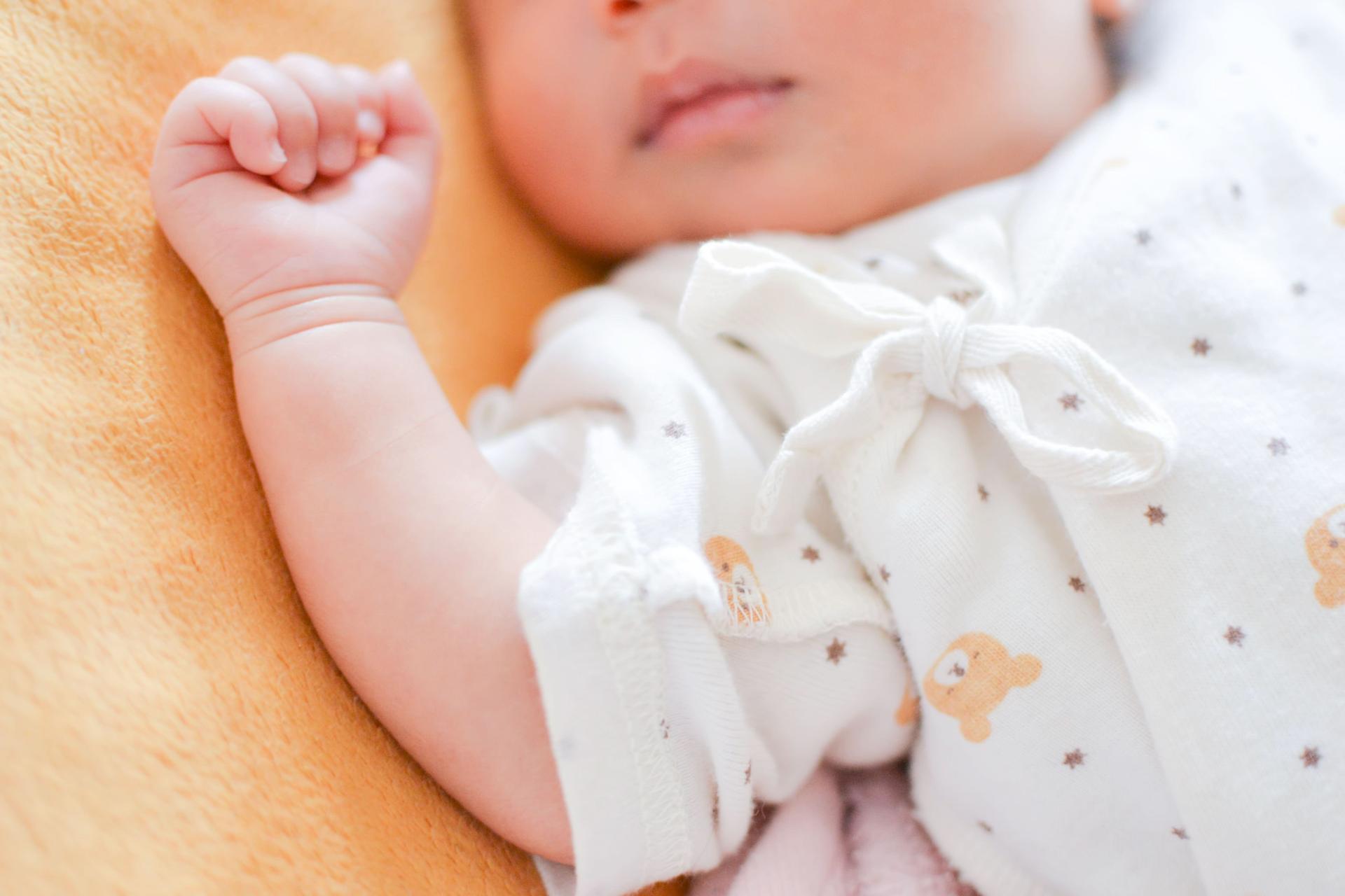 健やかに眠る赤ちゃん